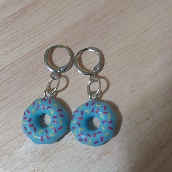 Donut Earrings  - Picture 4 of 12